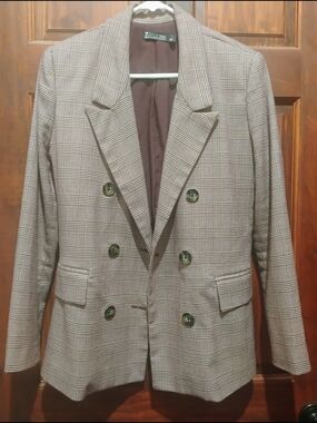 New York & Company Women's Plaid Double-Breasted Blazer in Burgundy Plaid